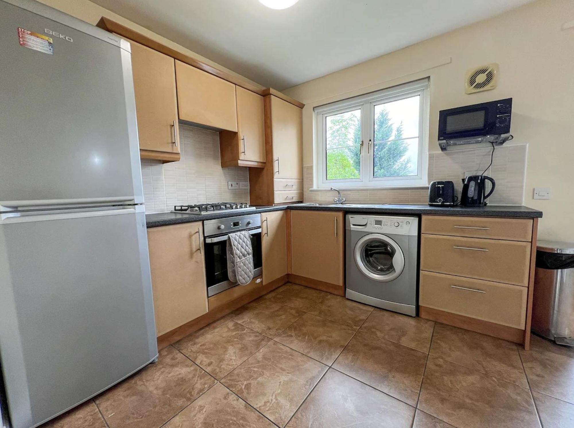 Glasgow Central - Entire House - Free Parking , Free Super Fast Wifi , Private Garden & Parking Security Esterno foto
